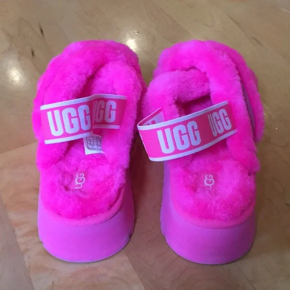 UGG | Disco Open-Toe Slip-On Platform Cross Slide - Picture 6 of 14